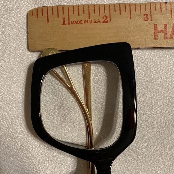 Oversized blue light glasses.  See all photos - Picture 9 of 10